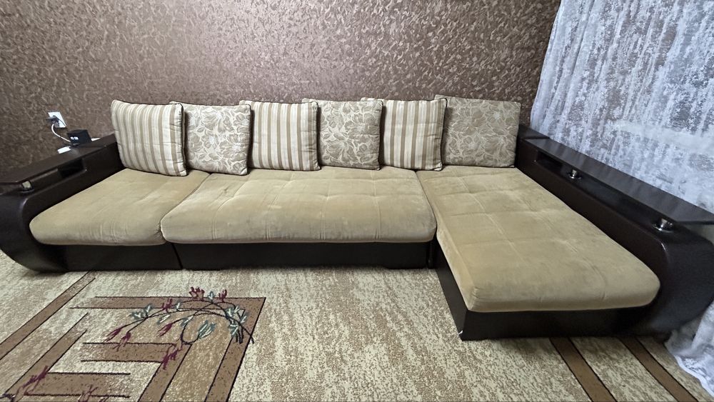 Диван    угловой