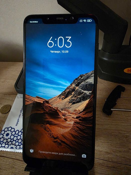 Продам Xiaomi Poco F1 (Snapdragon 845)