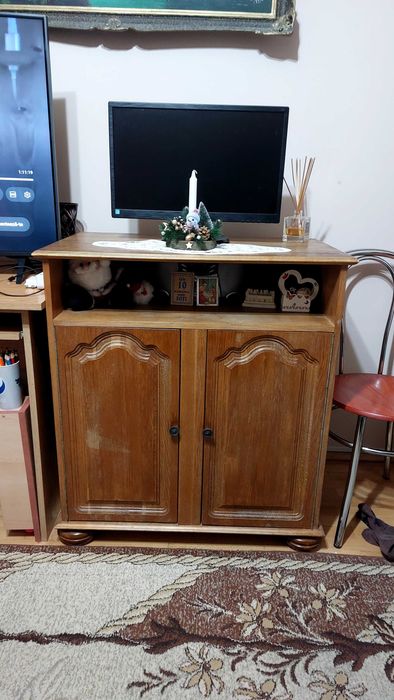 Mobila lemn masiv dormitor