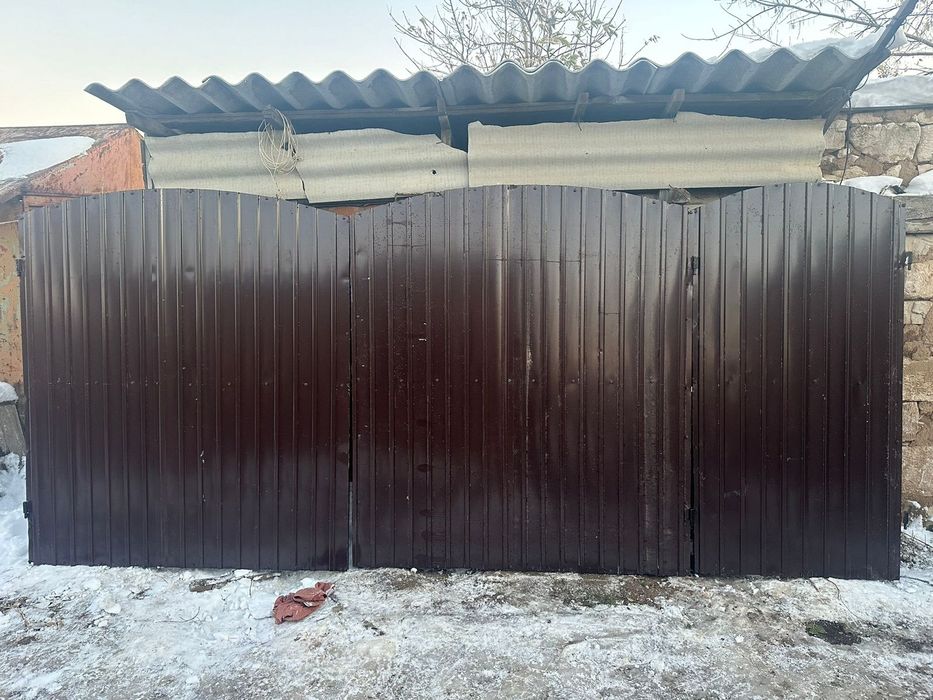 Продам ворота коричнивый
