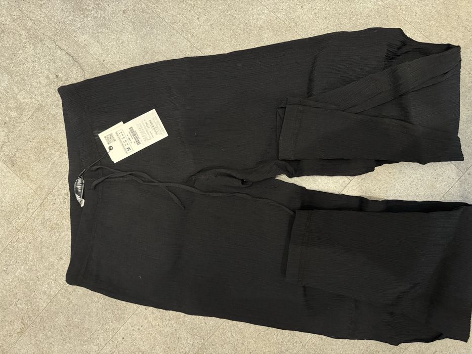 Продам новые брюки zara оригинал