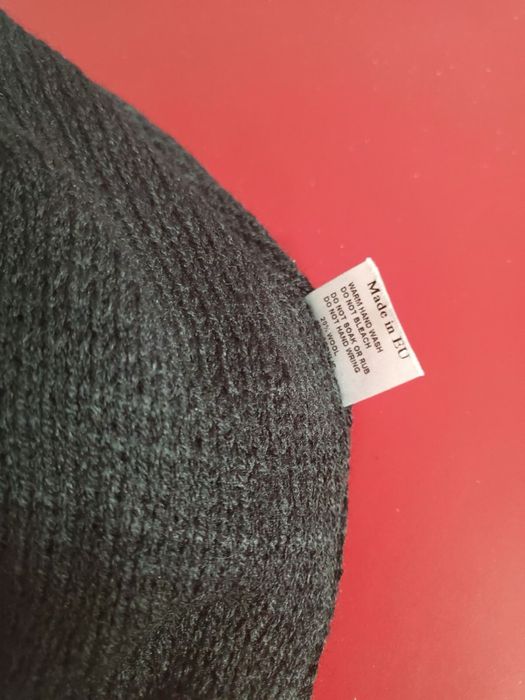 Шапка нова  черна