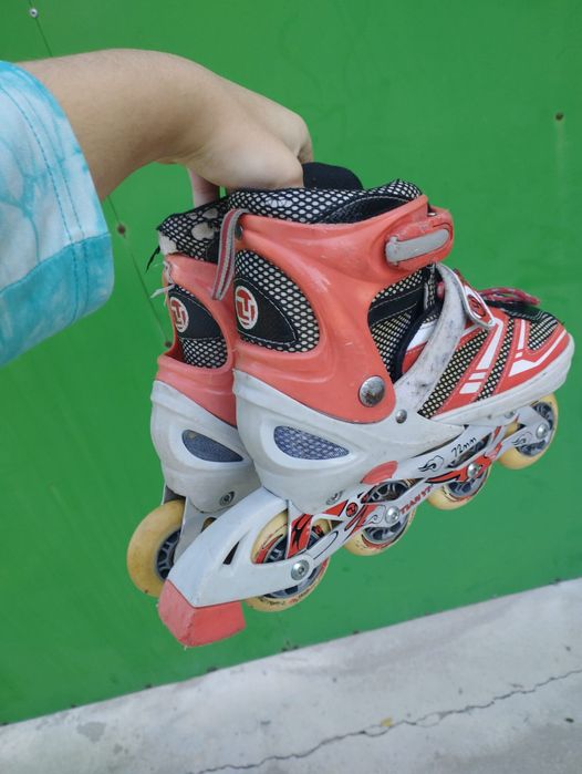 Продам ролики детские