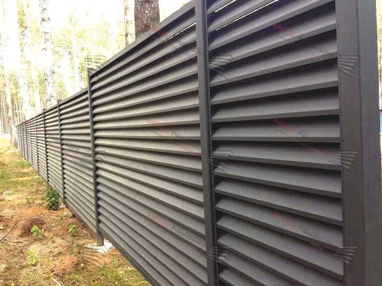 Забор жалюзи металлический