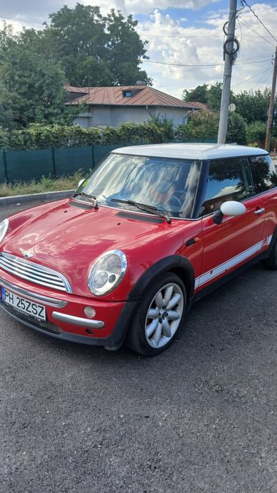 Masina mini cooper