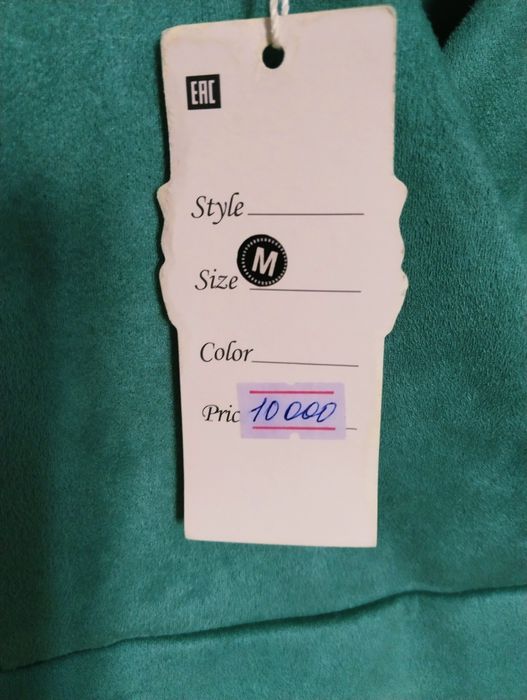 Продам платье короткая