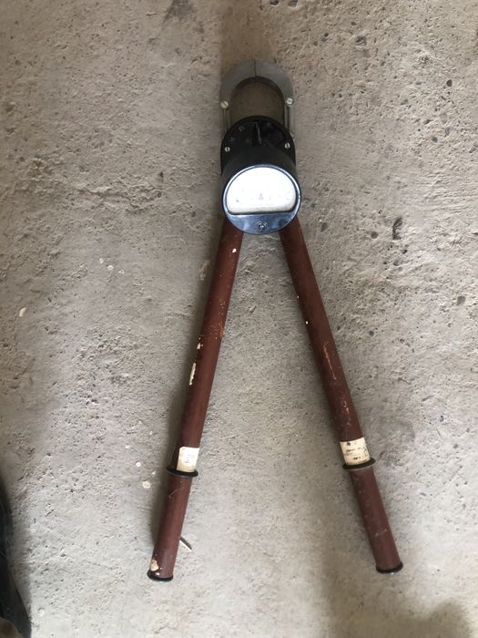 Клещи вольтомер