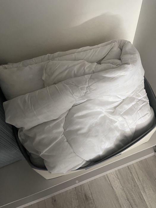 Продам одеяла корпешки