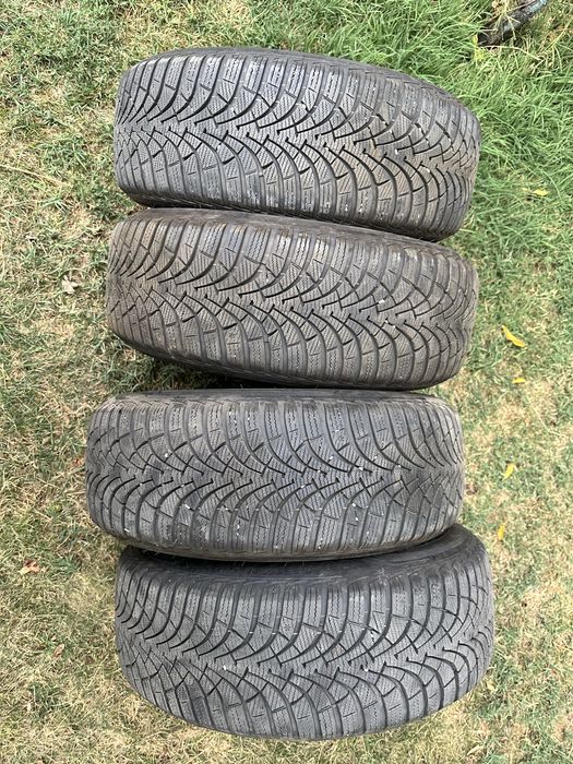 Roti Seat R16+ Anvelope iarna Goodyear Ultragrip 205/55 R16 91H DOT 2922