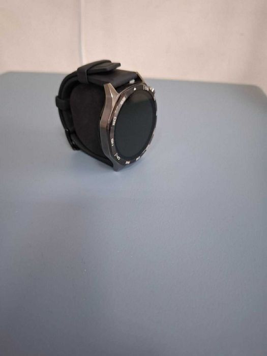 HUAWEI  WATCH GT 5  като нов!