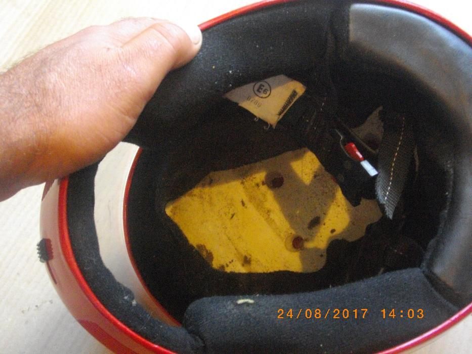 Италианска каска шлем за мотор мотопед скутер Caberg №59-60 Кабърг