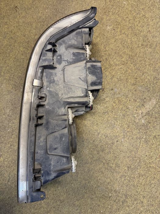 Фара ДАФ-105 правая ( пассажирская)