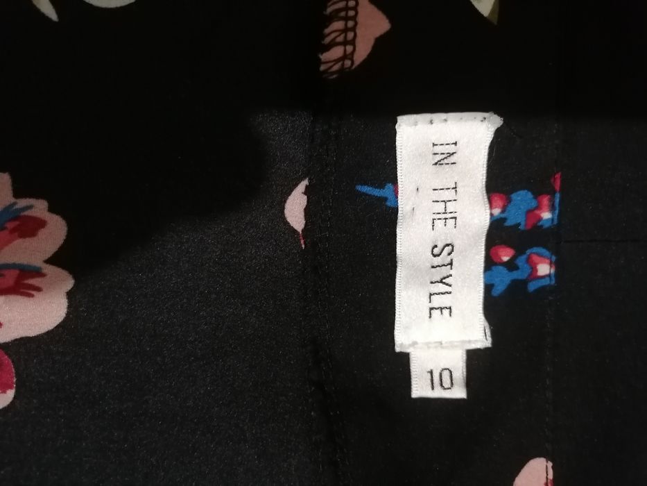 Rochie cu print floral, mărime M