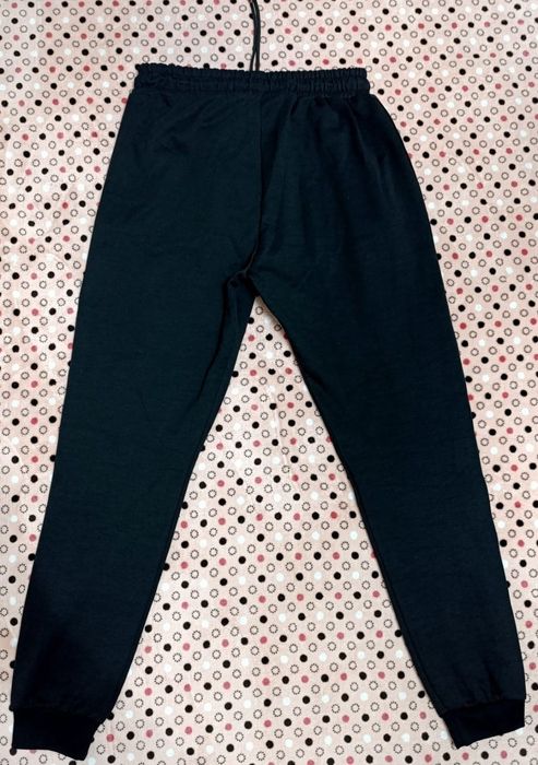 Vând compleu nou de bărbați Hugo