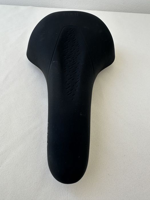 Fizik Terra Alpaca X5 -велосипедно седло