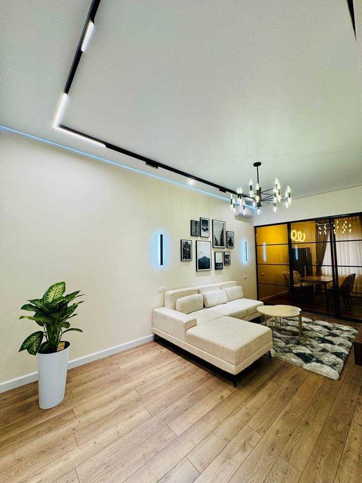 Сдаю шикарную кв-ру 3-ком 7/11 ор-р  метро Минор ЖК Мухташам Р1