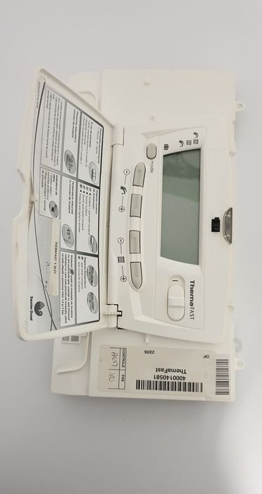 Kit Vana cu 3 cai Servomotor si supapa Centrala Saunier Duval F30 E1