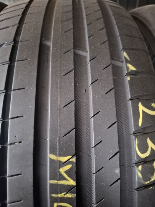 235 60 18 vand 4 anvelope vară Michelin