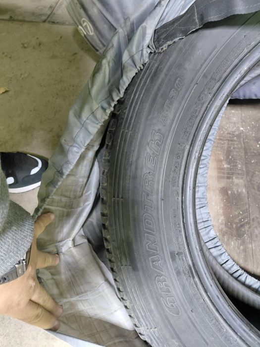 Продам всесезонную резину