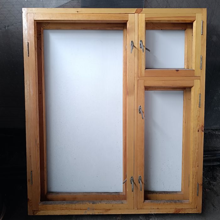 Продам оконную раму