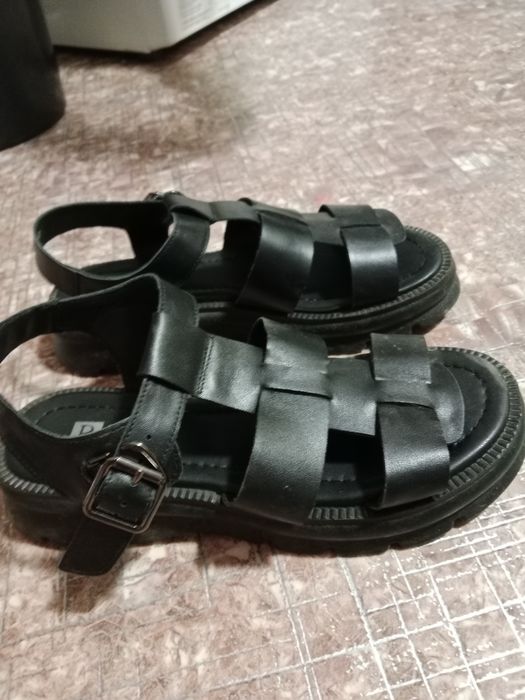 Продам сандали натуральная кожа!