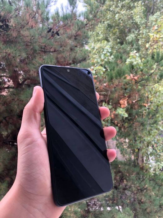 Xiomi 12 T pro karobkasi bor