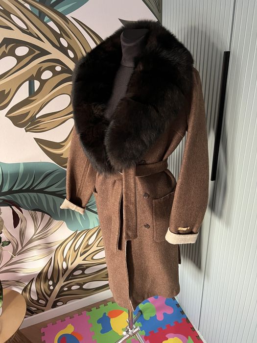 Palton Alpaca cu guler din blana de vulpe  , marimea S
