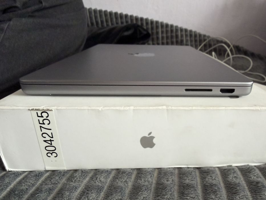 Macbook Pro M3, 14’2, 512 SSD, ОЗУ 8гб