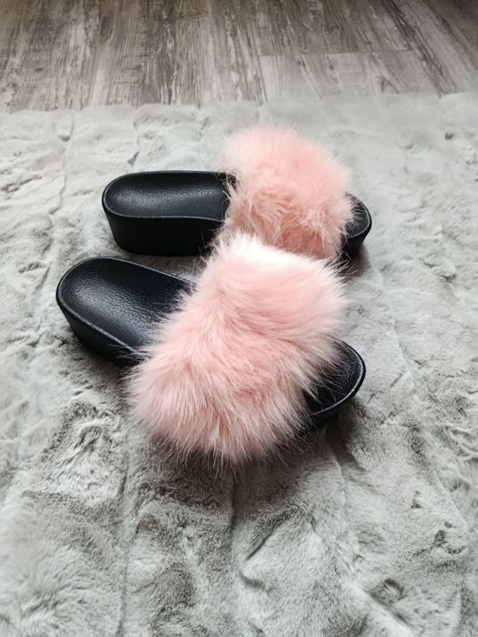 Домашни чехли с пух