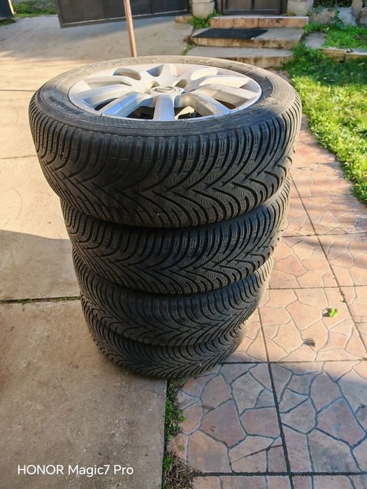 Зимни Гуми с Джанти 205/55/16