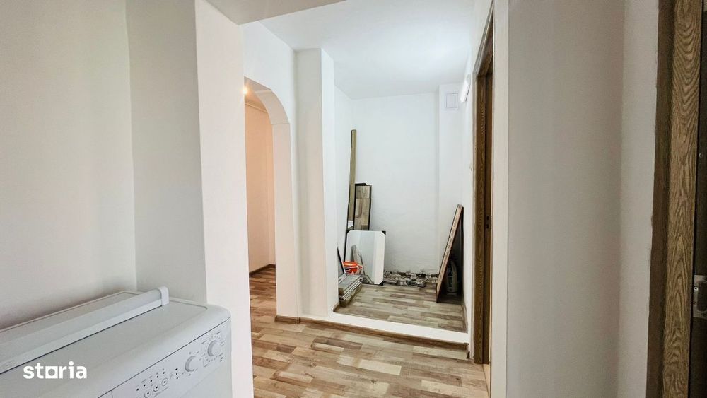 Apartament De Vanzare In Sebes, 4 Camere, Zona Centrala. Comision 0 — fotografia 3