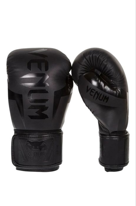 Venum боксерские перачатки