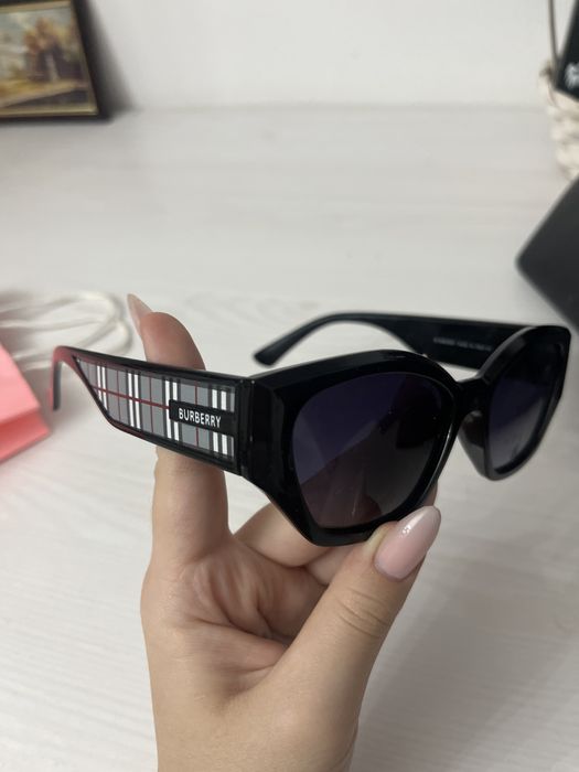Продаю Солнце Защитные очки Burberry