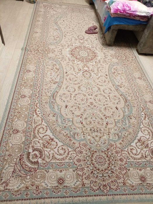 Продам ковры разные