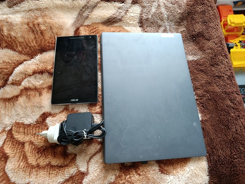 Ноутбук Lenovo  Клавиатура Мышь биргаликда сотилади