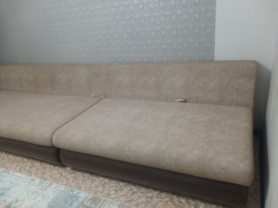 Продам диван в хорошем состояний