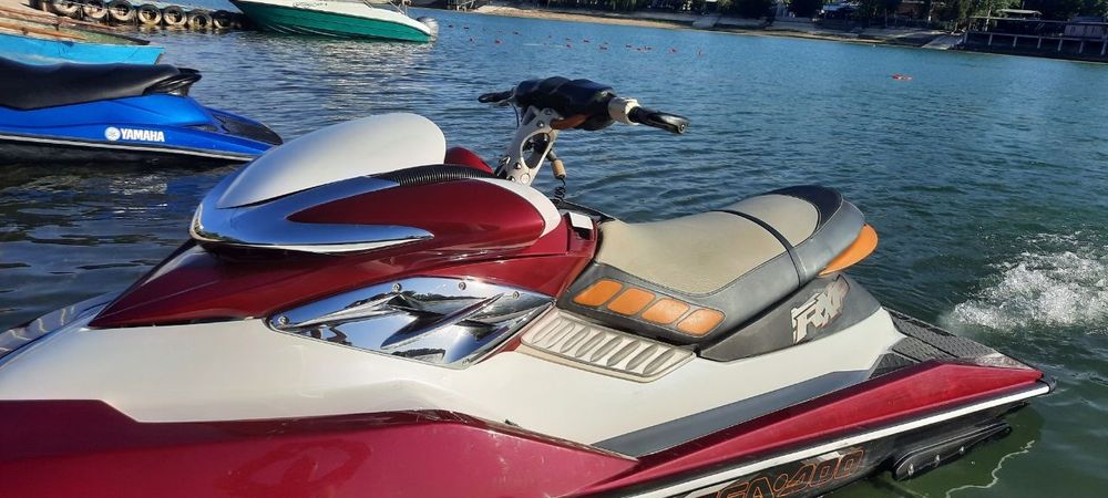Продам гидроцыкал Sea doo 255 rtp с флойбордом