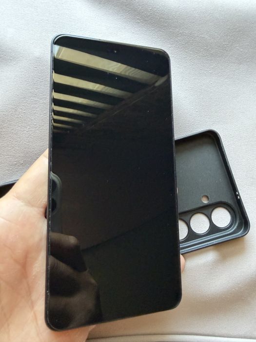 Samsung s26+ 12/256