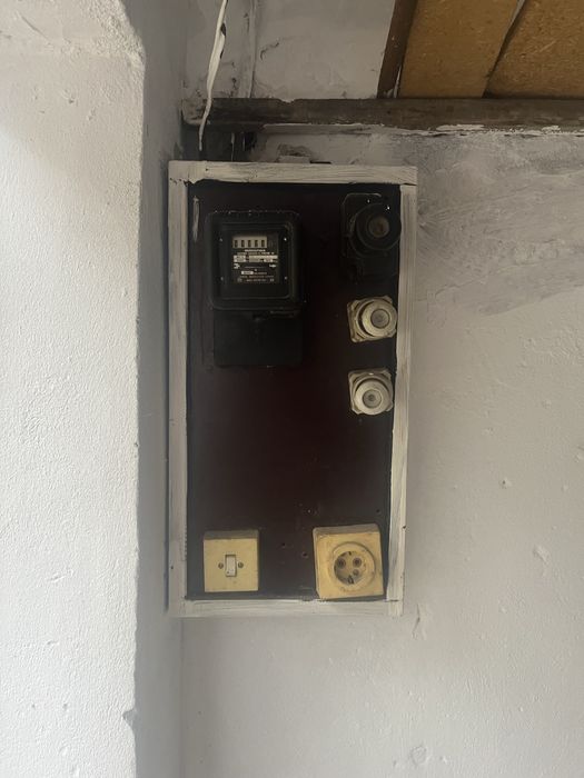 Дава се под наем Гараж / Паркомясто в Габрово, Център - 20 кв.м за 51 € - Снимка #6