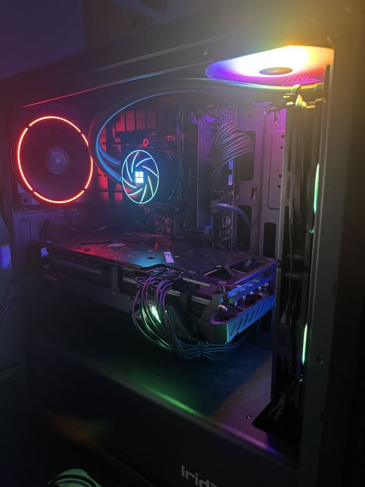 Unitate PC gaming-se vinde urgent