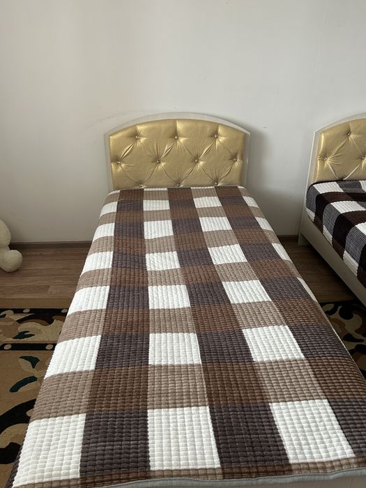 продаются кровати