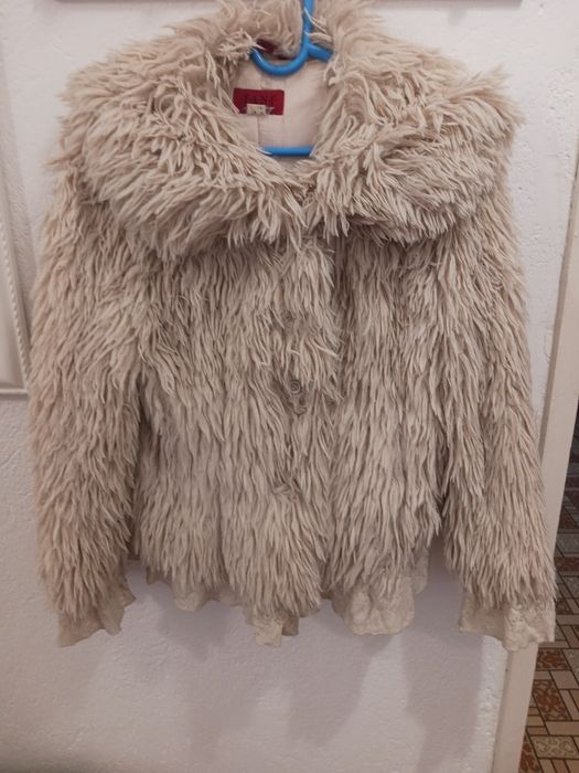 Дамско яке  р-42