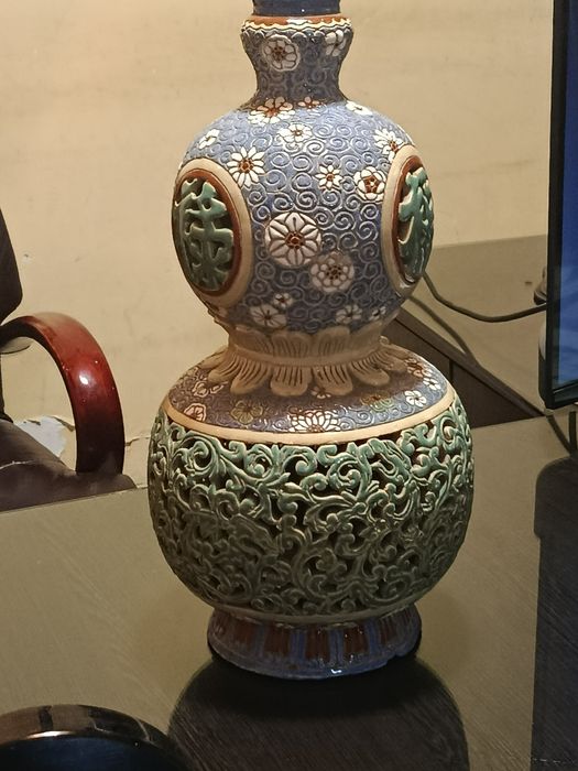 Вьетнамская ваза 20 век