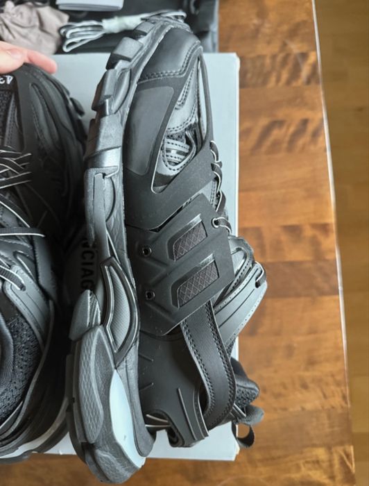 Balenciaga Track Led Black