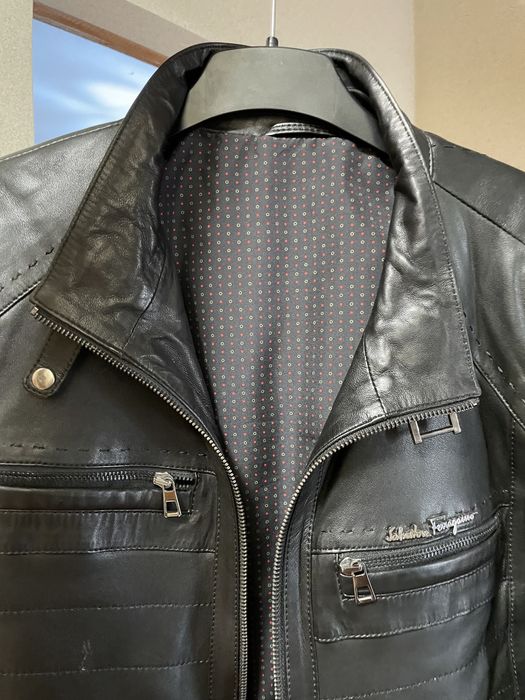 Мужская кожанная куртка L