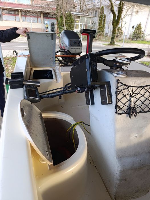 Лодка с мотор 15к.с.