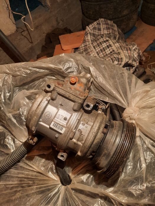 Компрессор кондицонера тайота 20