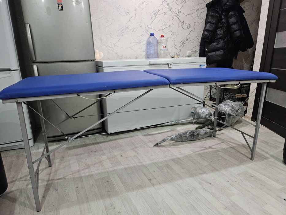 Продам кушетку в отличном состоянии