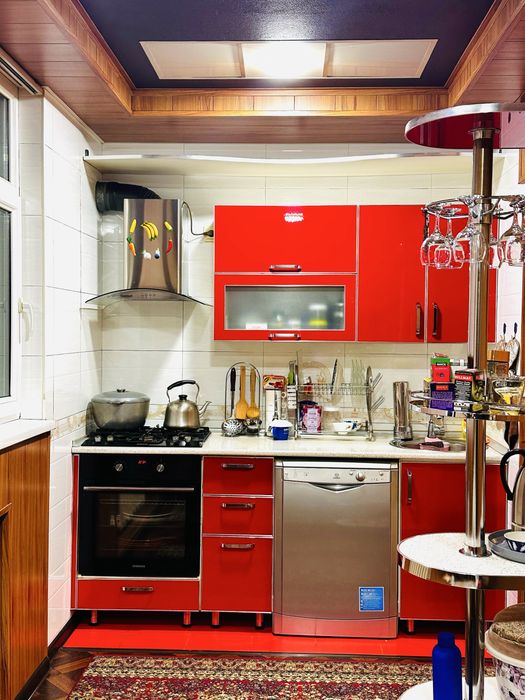 Своя! Госпитальный, 4/8/9, 110 кв