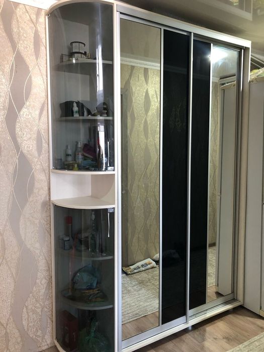 Продам шкаф прихожая